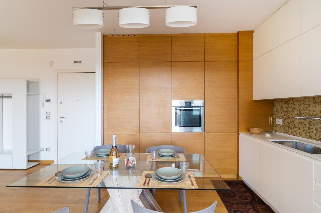 Apartamento Dimora Montereale Near The Sea Trani Exterior foto