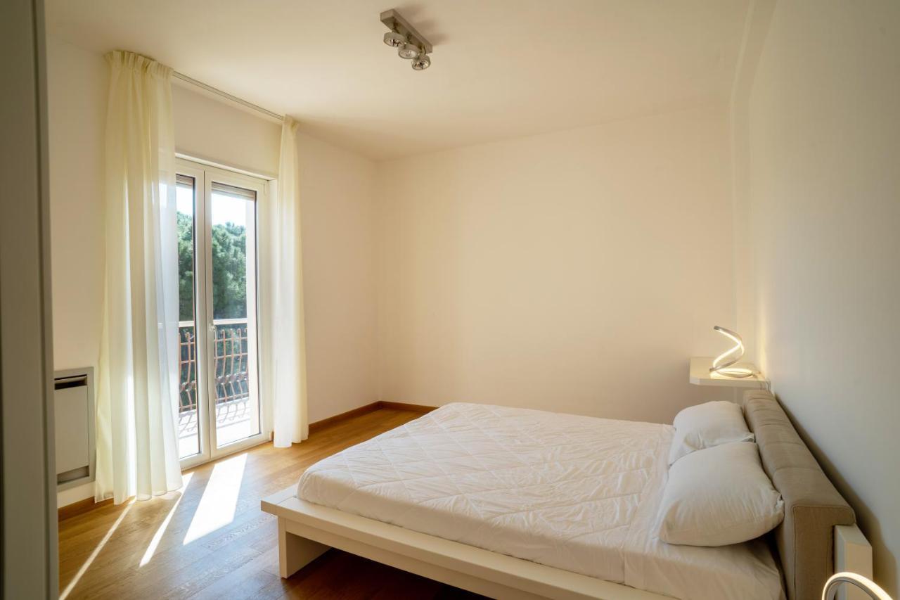 Apartamento Dimora Montereale Near The Sea Trani Exterior foto